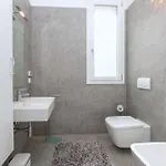 Mgh Luxury - Residenza La Perla Peschiera Lakefront Apartamento *