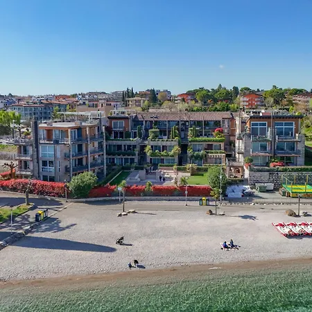 Mgh Luxury - Residenza La Perla Peschiera Lakefront Apartamento Peschiera del Garda